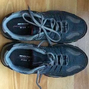 Skechers smoky foam wide fit